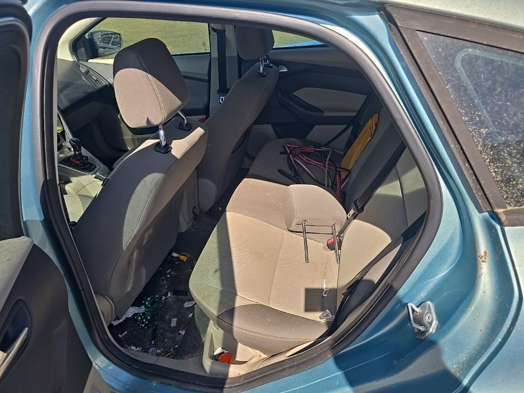 Used 2012 Ford Focus SE FWD image 11