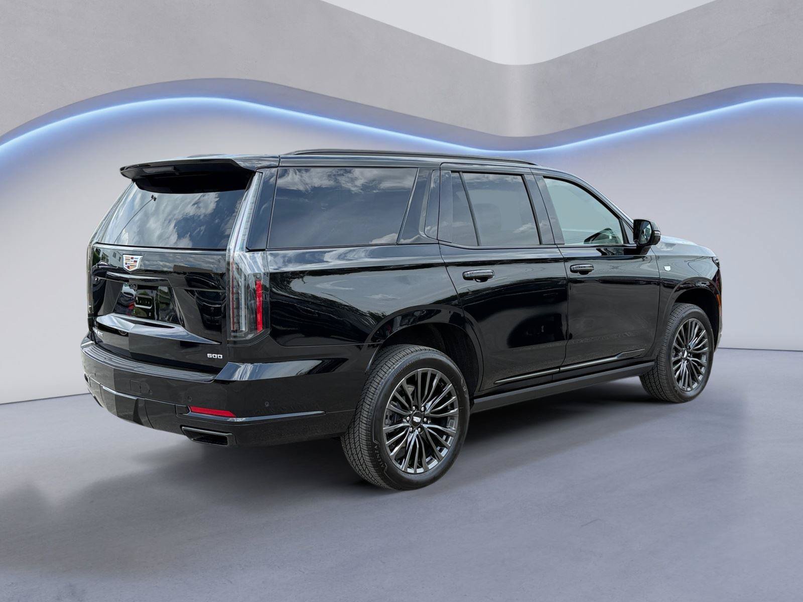 Used 2025 Cadillac Escalade Sport Platinum w/ LPO, Floor Liner Package AWD/4WD video 3