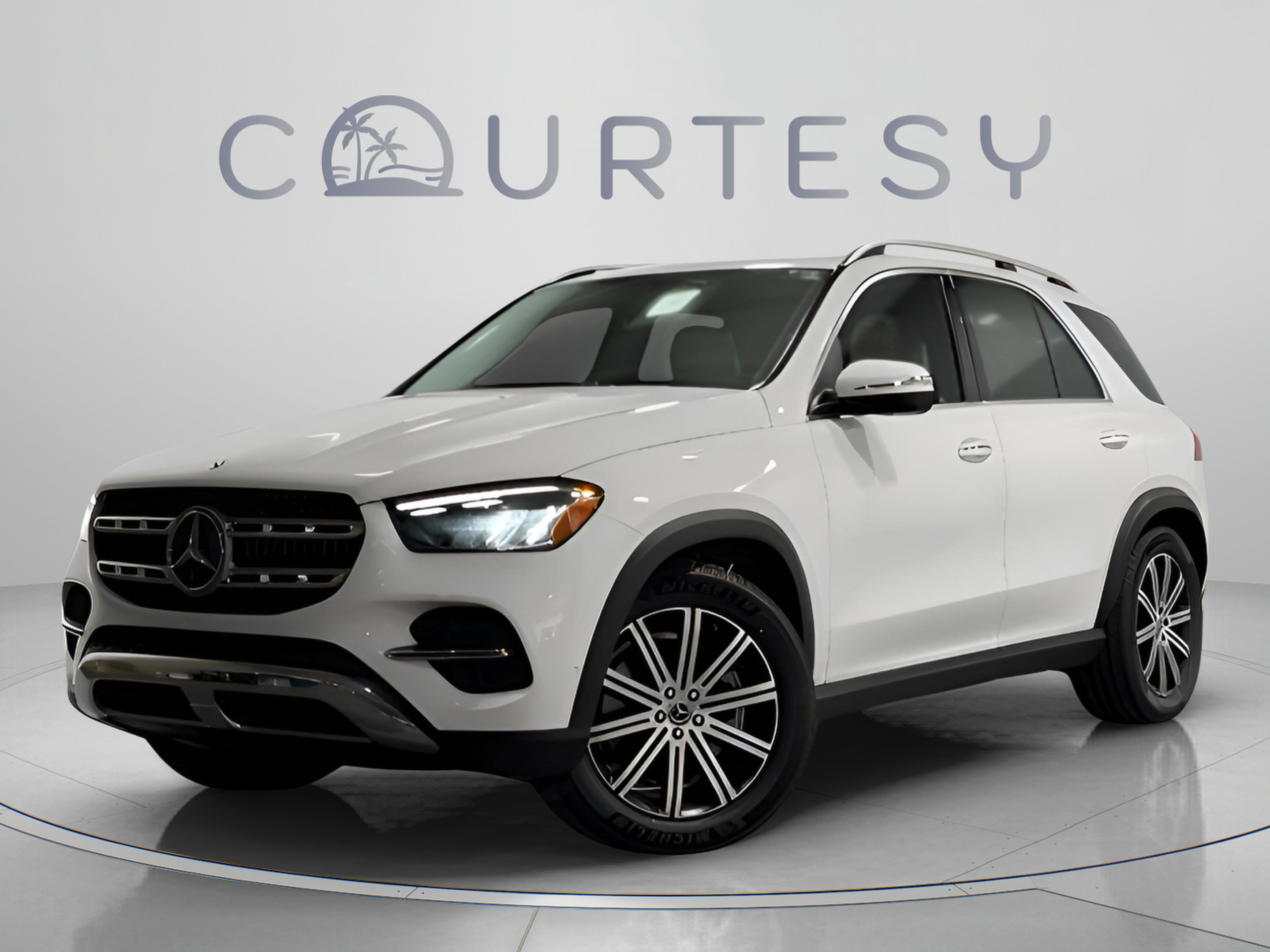 Certified 2025 Mercedes-Benz GLE 450 4MATIC image 3
