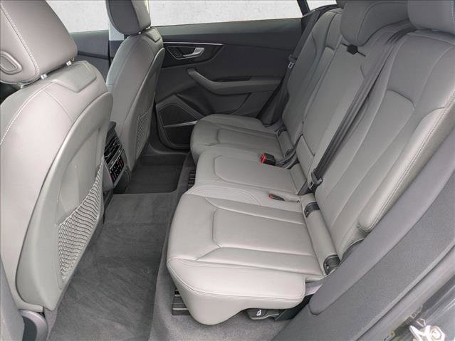 Used 2019 Audi Q8 Premium Plus w/ Premium Plus image 18