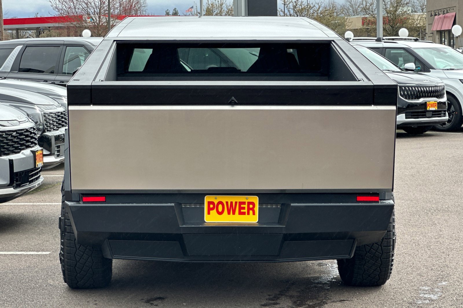 Used 2026 Tesla Cybertruck 2WD Crew Cab image 5