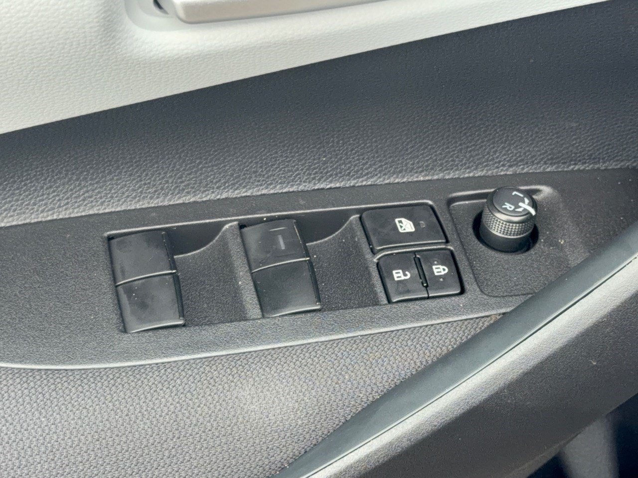 New 2027 Toyota Corolla SE FWD image 16