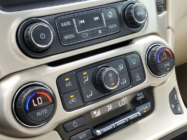 Used 2020 GMC Yukon Denali w/ Denali Ultimate Package AWD/4WD image 23