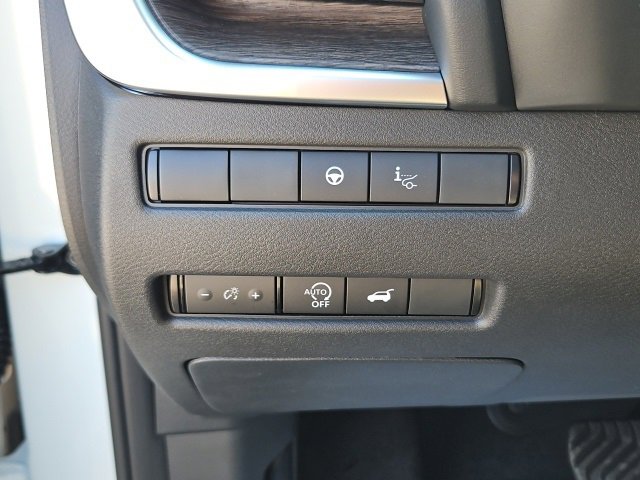 New 2026 Nissan Rogue Platinum image 13