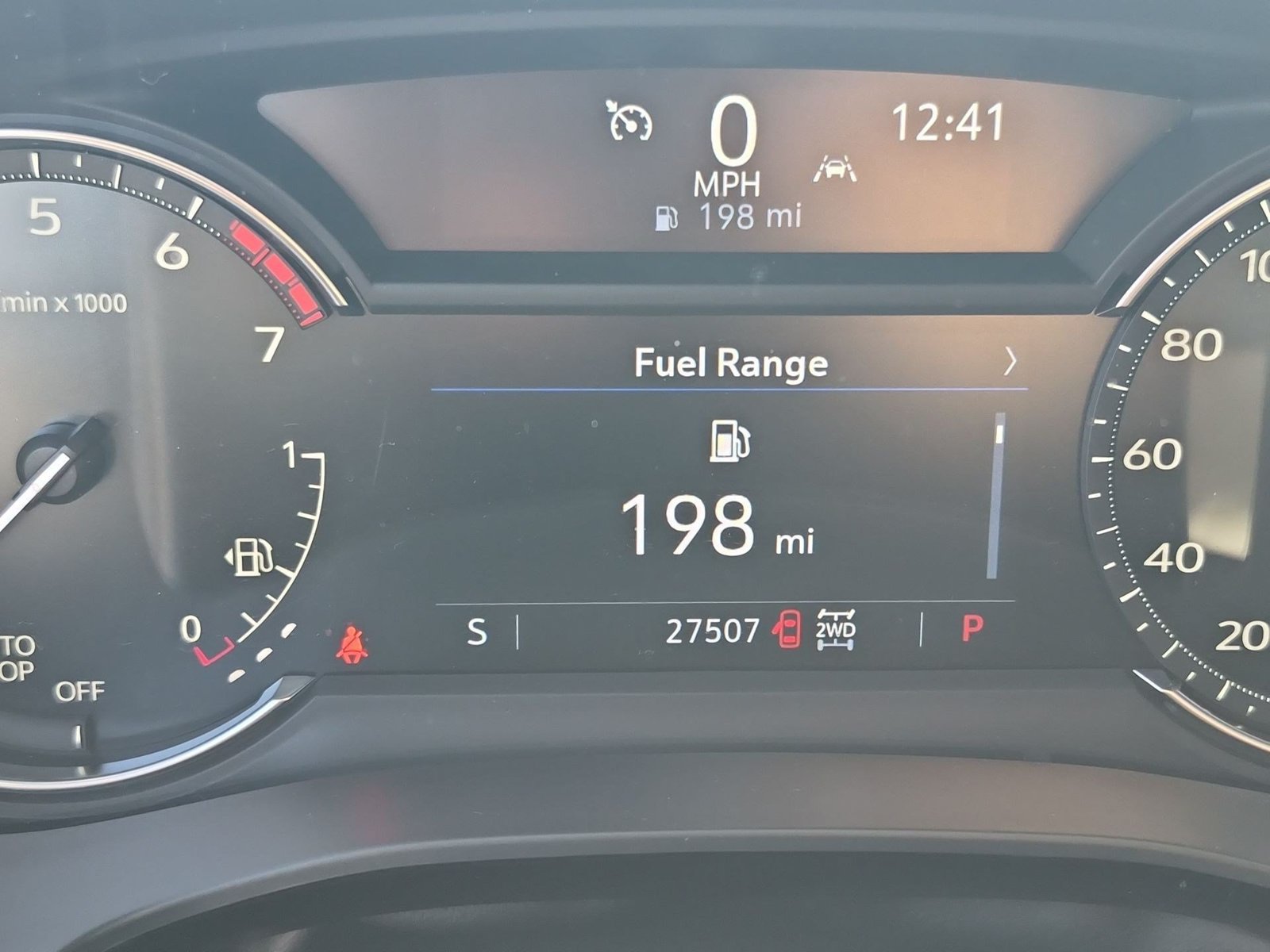Certified 2024 Cadillac XT6 Luxury w/ LPO, Floor Liner Package AWD/4WD image 12