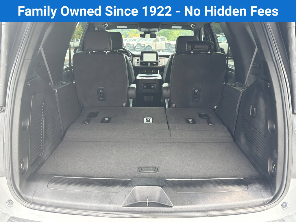 Used 2024 Chevrolet Tahoe LT RWD image 18