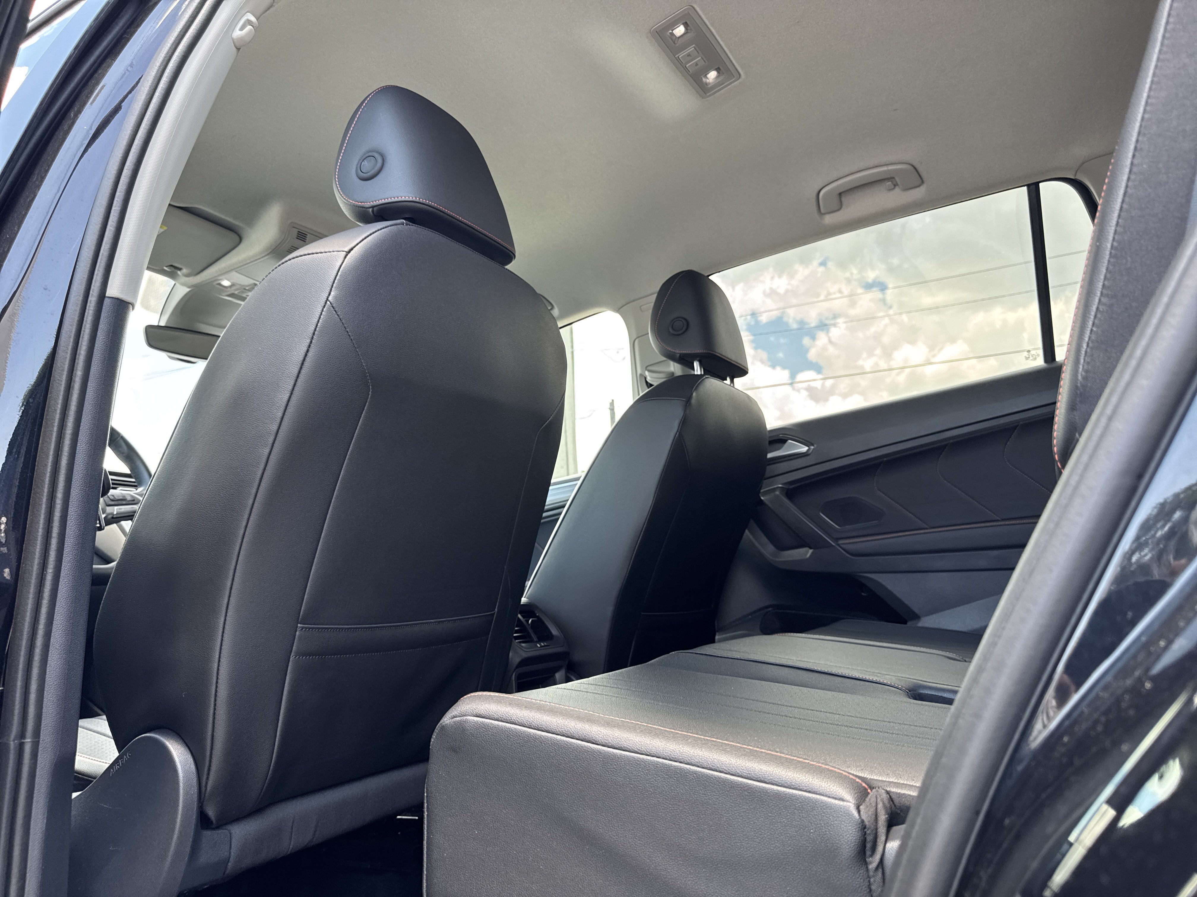 Certified 2024 Volkswagen Tiguan Wolfsburg Edition AWD/4WD image 18