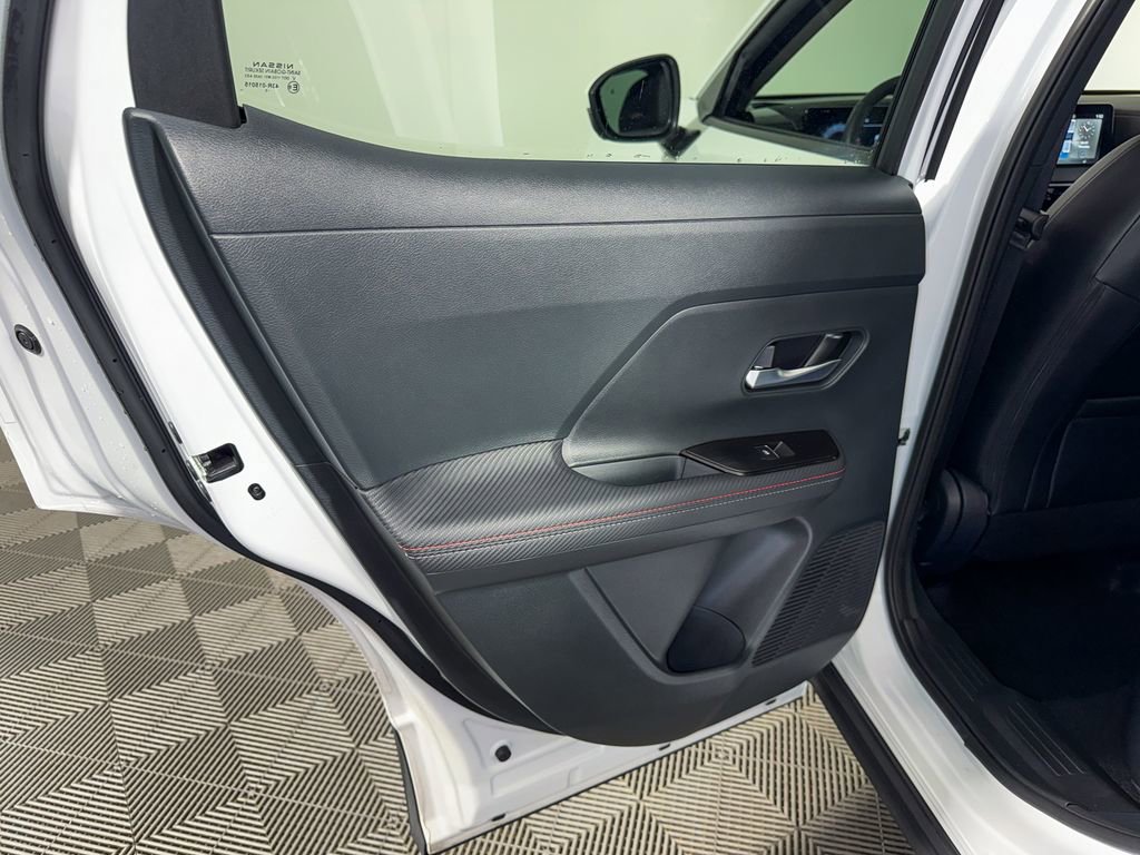 Certified 2025 Nissan Kicks SR w/ SR Premium Package AWD/4WD image 46