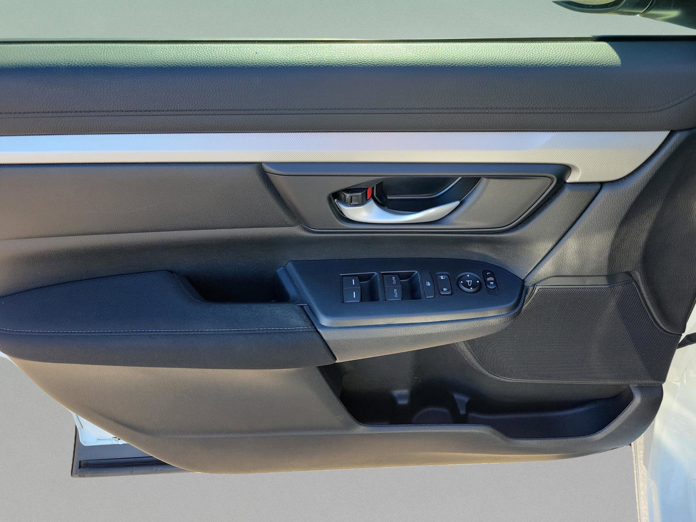 Certified 2021 Honda CR-V Special Edition image 11