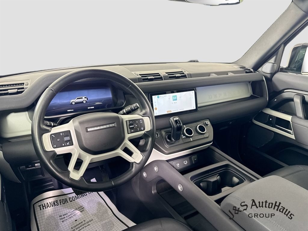Used 2023 Land Rover Defender 110 SE AWD/4WD image 30