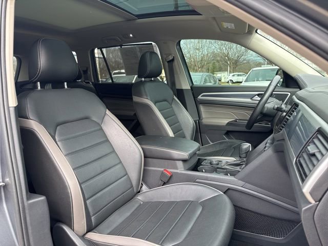 Used 2021 Volkswagen Atlas SEL Premium AWD/4WD image 16