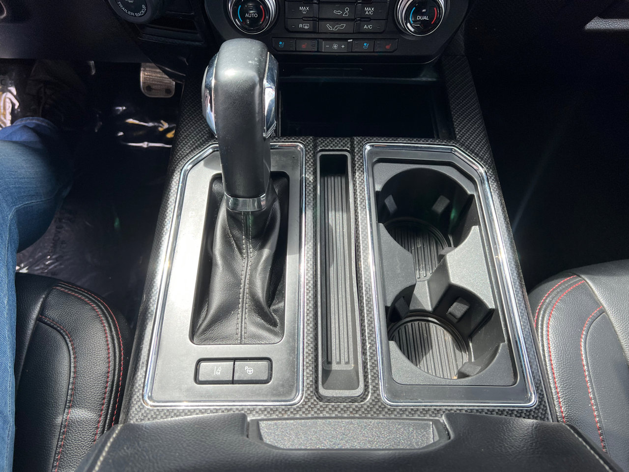 Used 2019 Ford F150 Lariat w/ Equipment Group 502A Luxury image 29