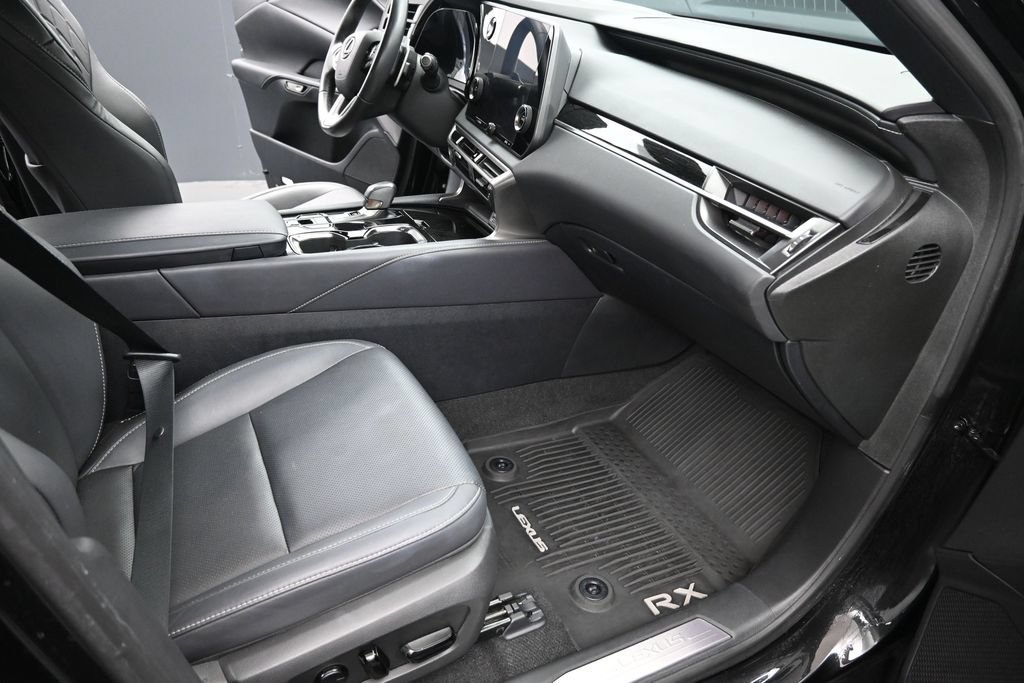 Used 2024 Lexus RX 350 FWD w/ Technology Package image 27