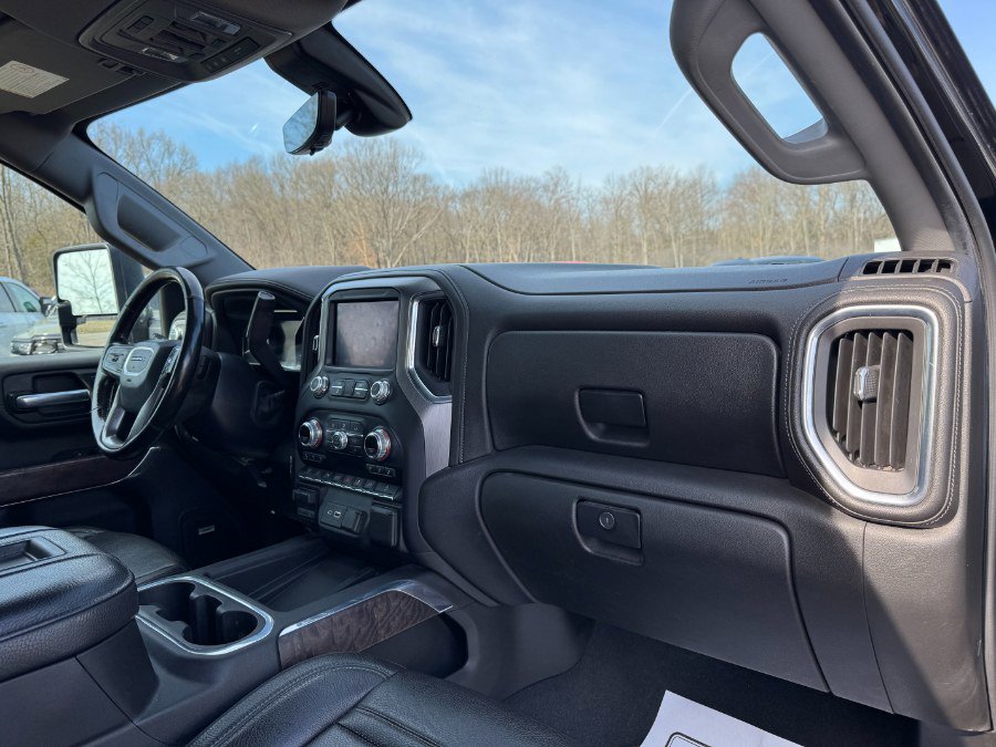Used 2020 GMC Sierra 3500 Denali w/ Denali Ultimate Package AWD/4WD image 19