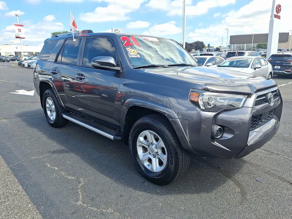 Certified 2021 Toyota 4Runner SR5 Premium w/ Moonroof Package AWD/4WD image 3