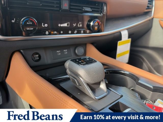 New 2026 Nissan Rogue Platinum image 17