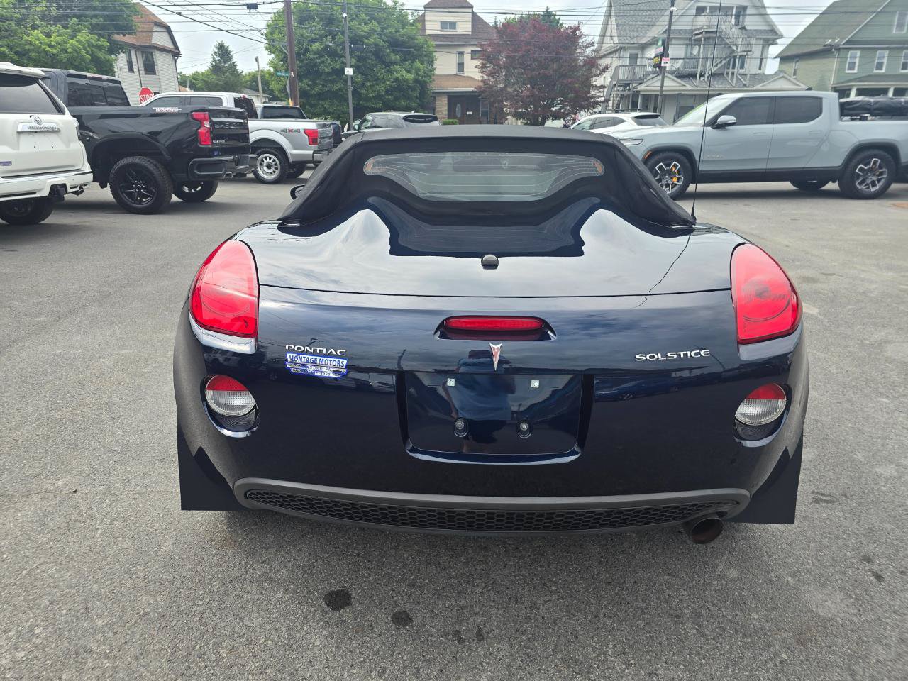 Used 2006 Pontiac Solstice Convertible w/ Premium Package RWD image 12
