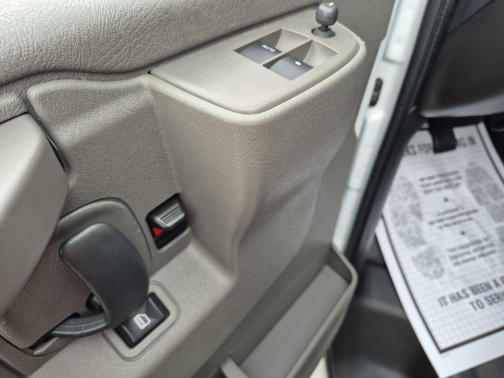 Certified 2024 GMC Savana 2500 w/ Driver Convenience Package RWD image 14