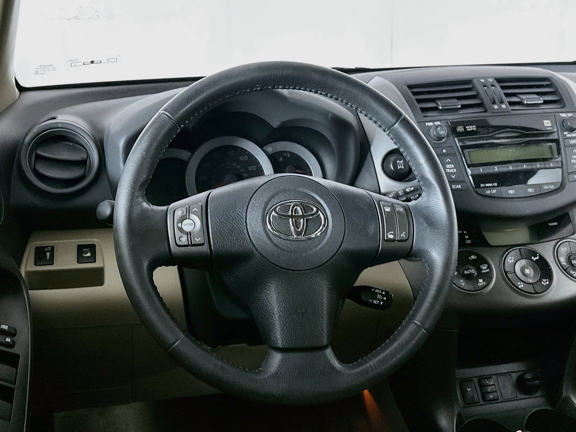 Used 2011 Toyota RAV4 Limited w/ Limited Extra Value Pkg AWD/4WD image 17