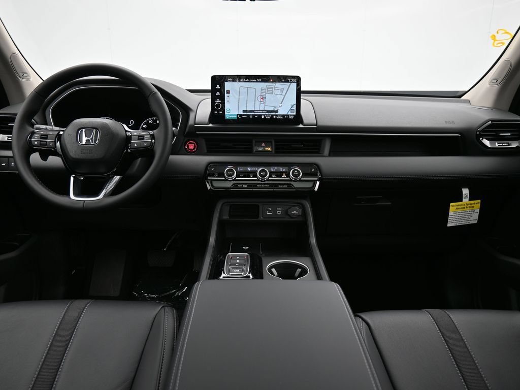 New 2025 Honda Pilot Touring image 44