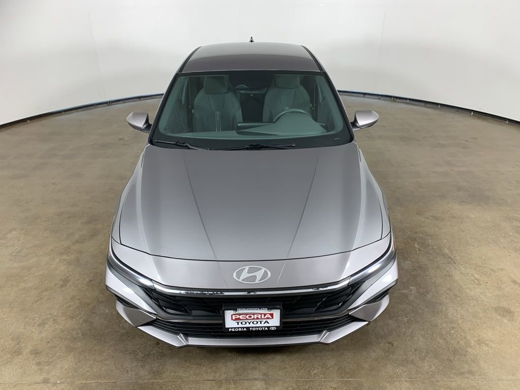 Used 2024 Hyundai Elantra SEL image 4