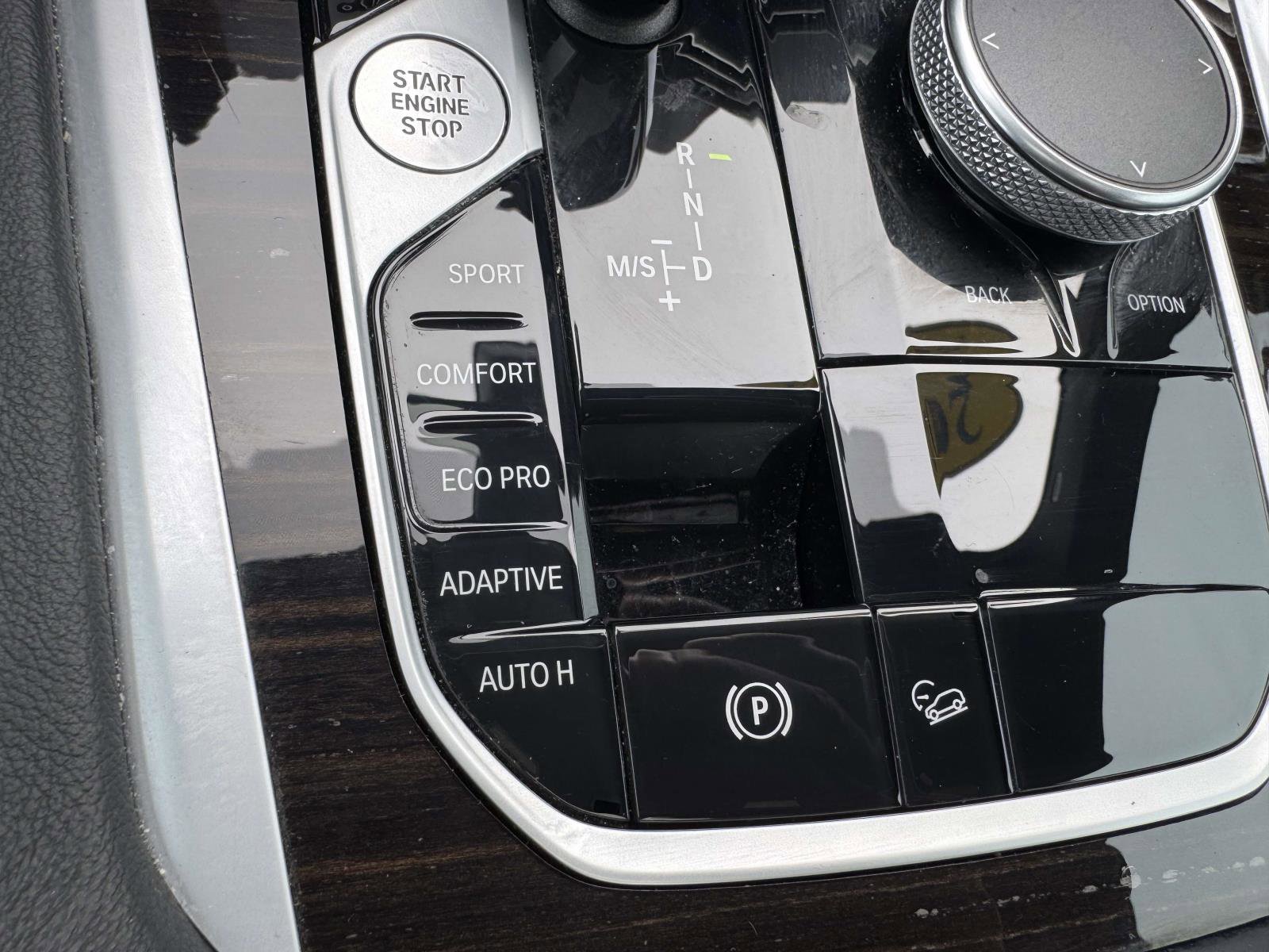 Used 2021 BMW X6 xDrive40i w/ Premium Package 3 image 28