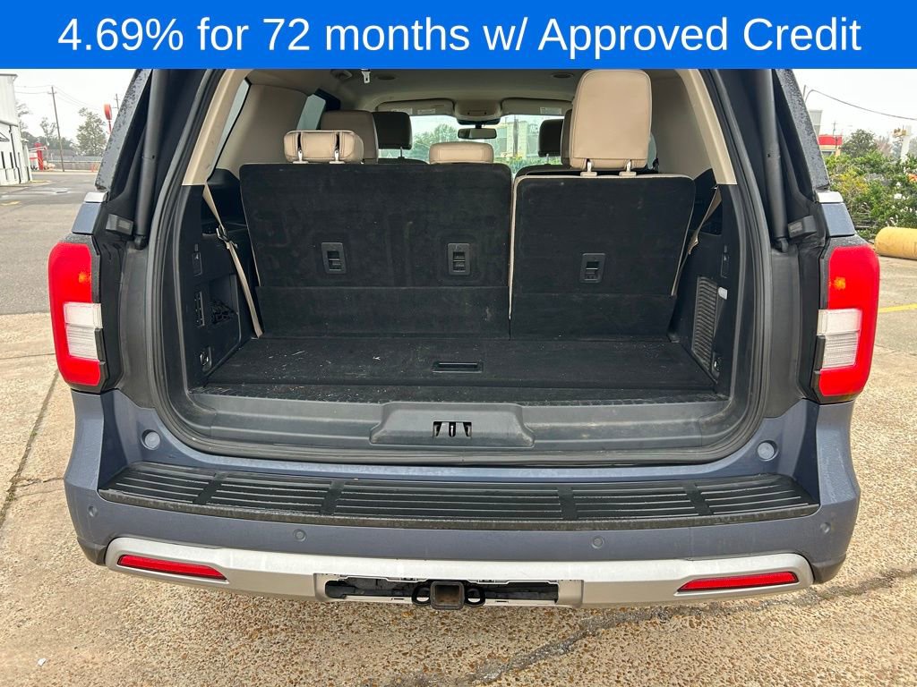 Used 2022 Ford Expedition XLT image 11