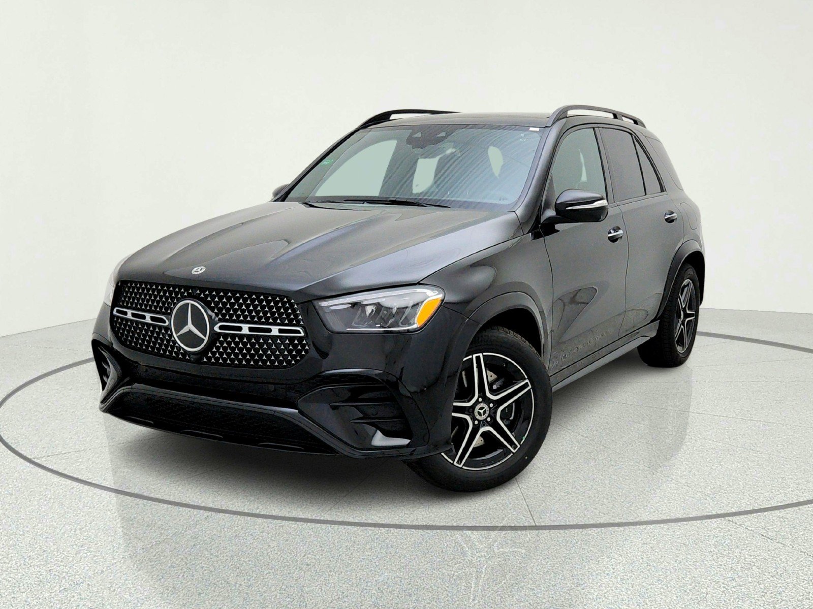 New 2026 Mercedes-Benz GLE 450e 4MATIC image 2