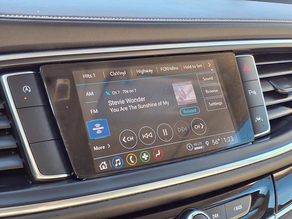Used 2023 Buick Enclave Essence FWD image 4