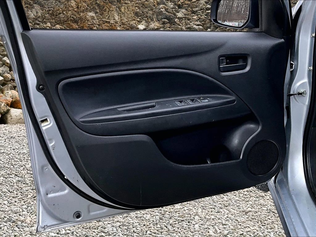 Used 2022 Mitsubishi Mirage ES image 16