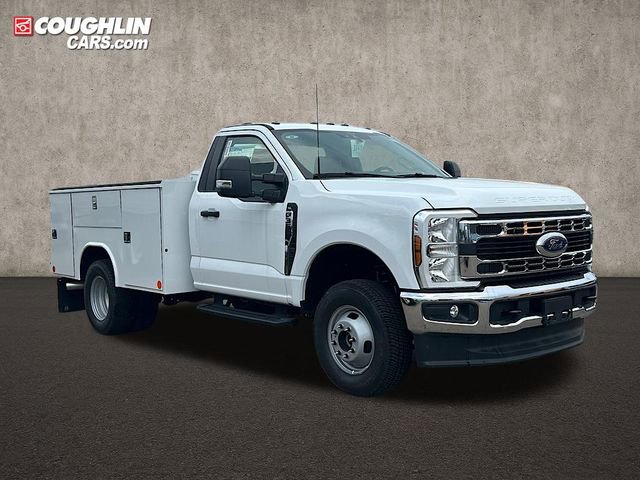 New 2025 Ford F350 XL w/ XL Chrome Package