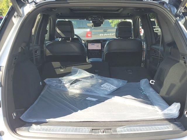 New 2025 Jeep Grand Cherokee Summit w/ Obsidian Package image 6