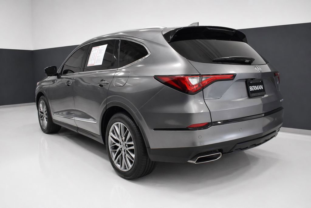 Used 2024 Acura MDX SH-AWD w/ Advance Package image 3