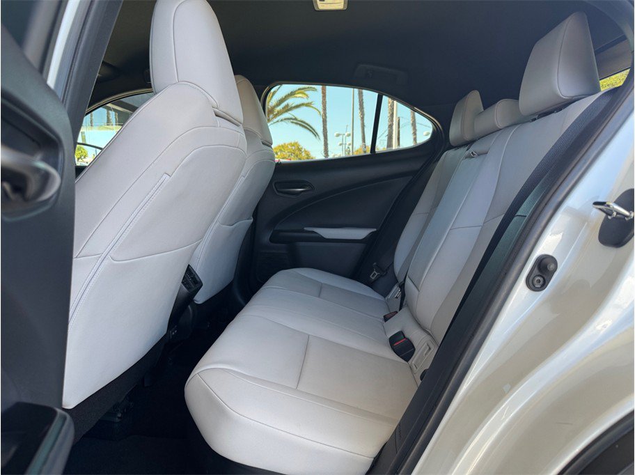 Used 2021 Lexus UX 250h w/ Accessory Package (Z2) AWD/4WD image 20