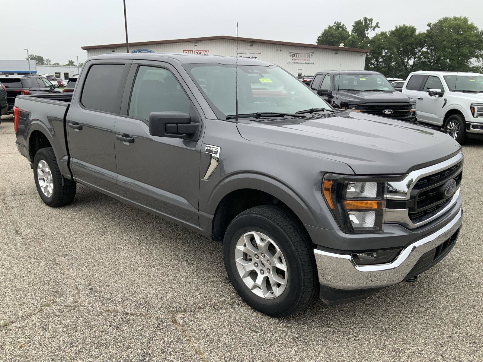 Used 2023 Ford F150 XLT AWD/4WD image 2