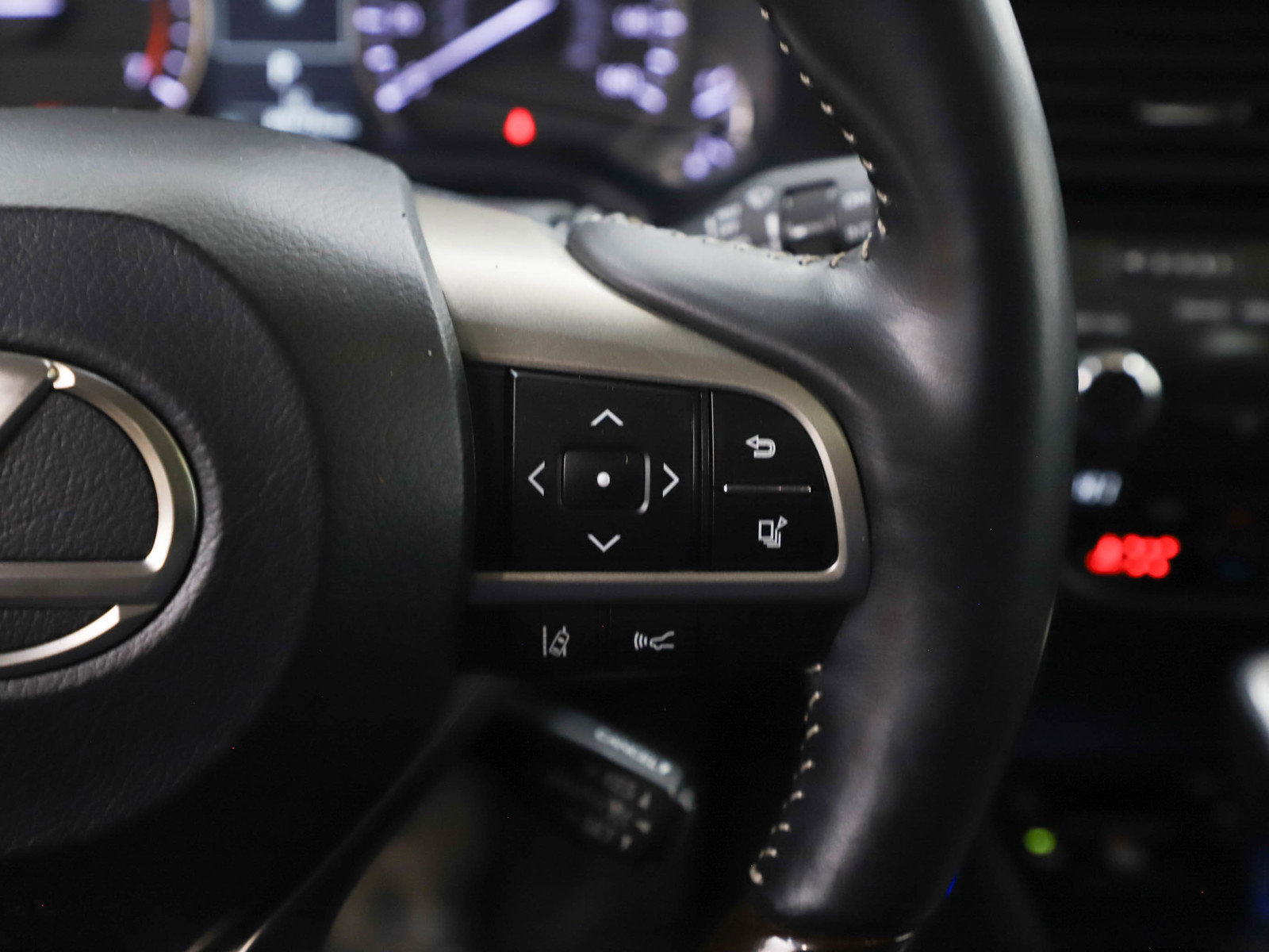 Used 2019 Lexus RX 350L AWD image 20