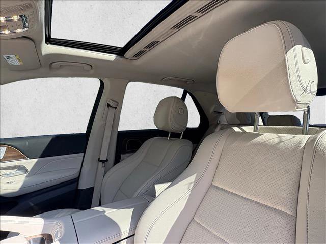 Used 2025 Mercedes-Benz GLE 350 4MATIC image 13