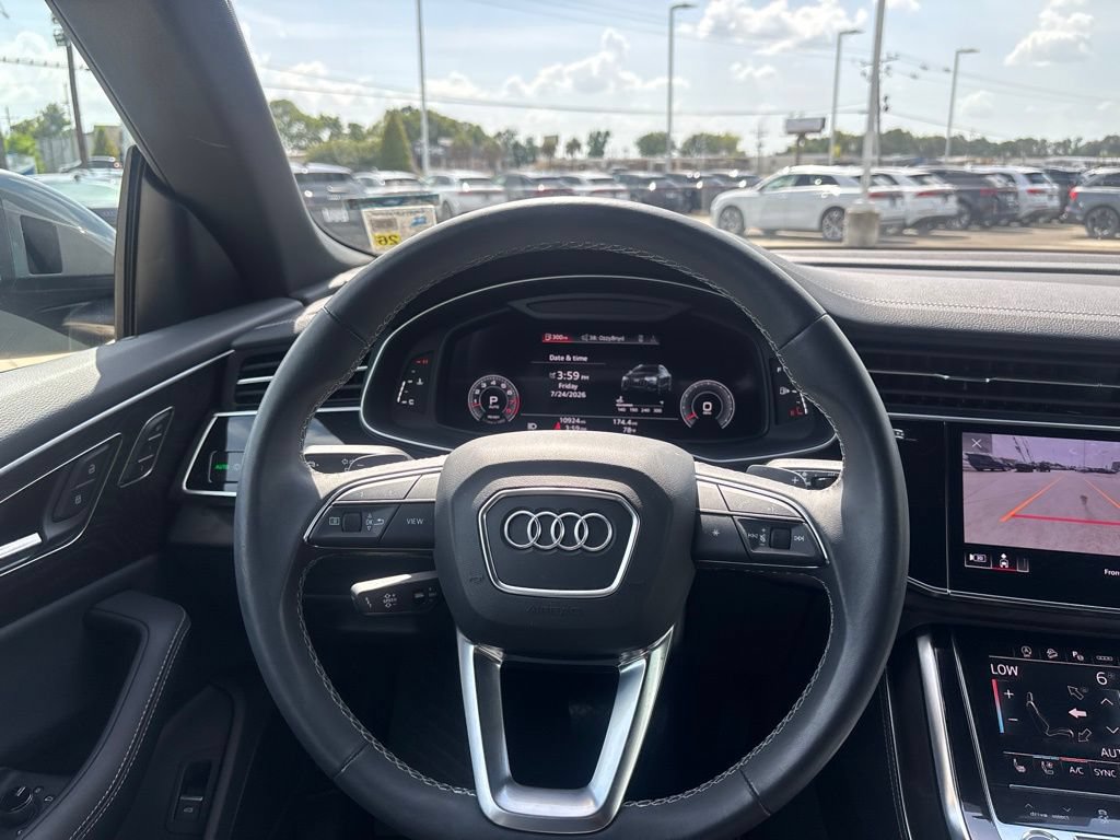 Used 2023 Audi Q8 Prestige w/ Prestige Package AWD/4WD image 14
