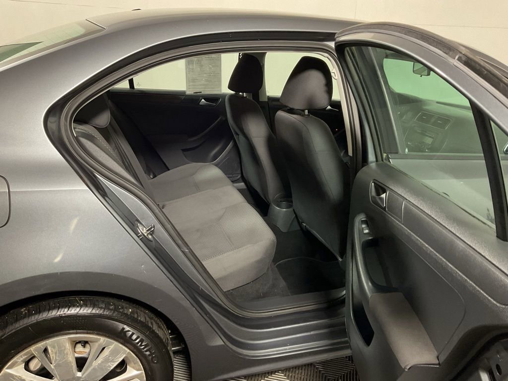 Used 2011 Volkswagen Jetta Sedan image 21