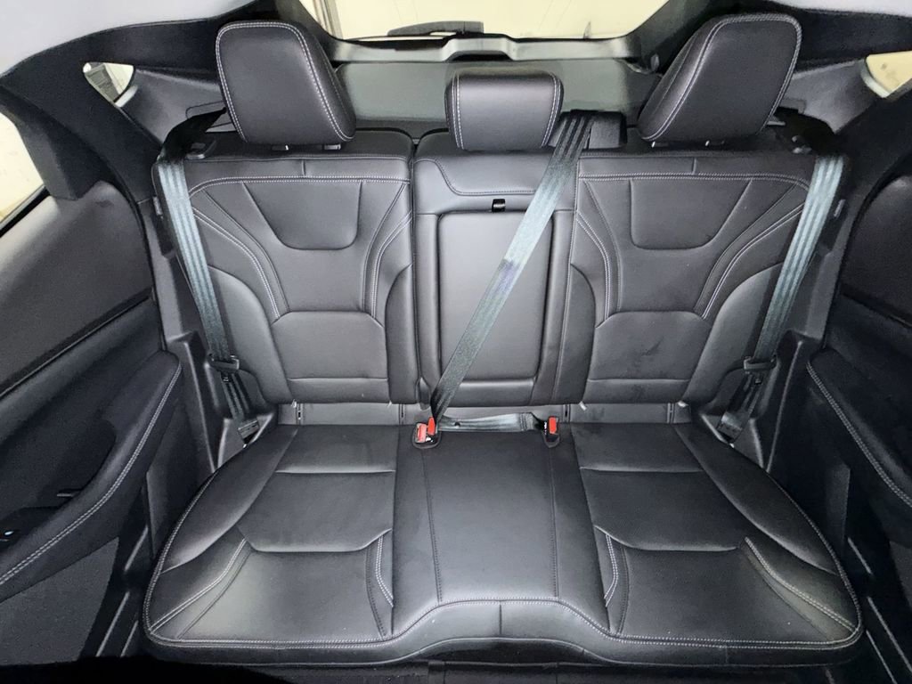 Used 2025 Ford Mustang Mach-E Premium image 26