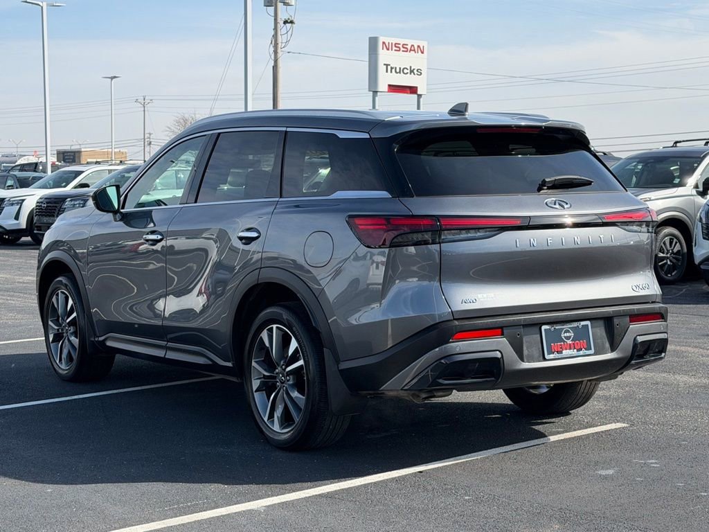 Used 2025 INFINITI QX60 Luxe image 7