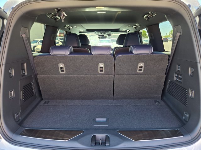 New 2027 INFINITI QX80 Sensory AWD/4WD image 23