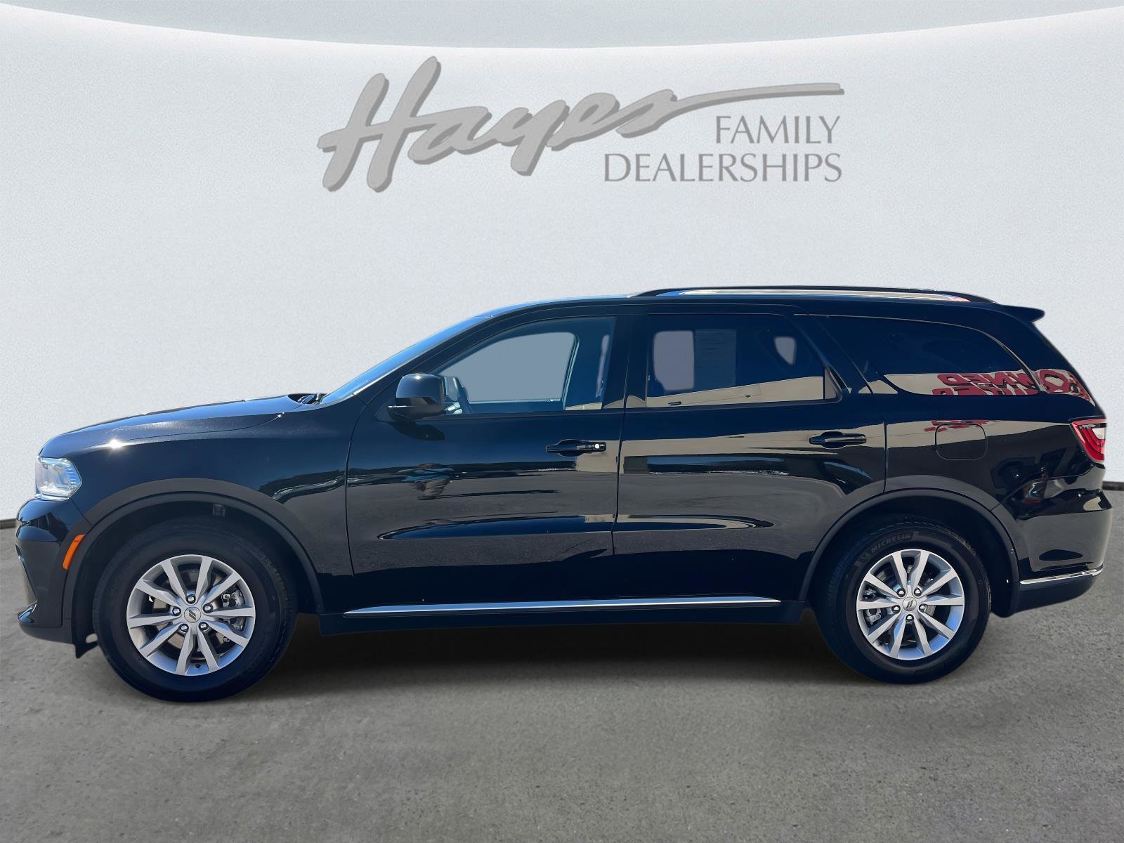 Used 2024 Dodge Durango SXT image 32