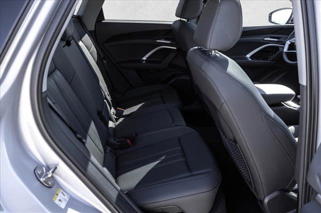 New 2025 Audi Q5 Premium image 23