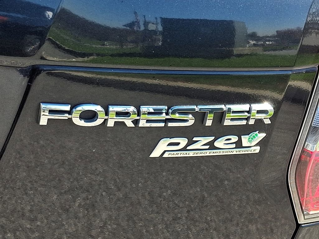 Used 2015 Subaru Forester 2.5i Touring w/ Eyesight & Navigation System image 30