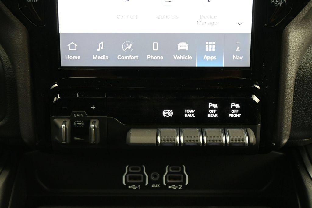 New 2026 RAM 3500 Big Horn AWD/4WD image 16