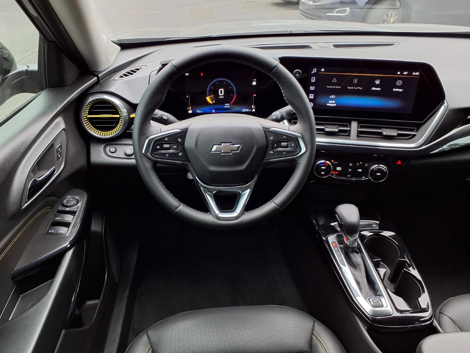 Used 2025 Chevrolet Trax ACTIV w/ Sunroof Package image 13