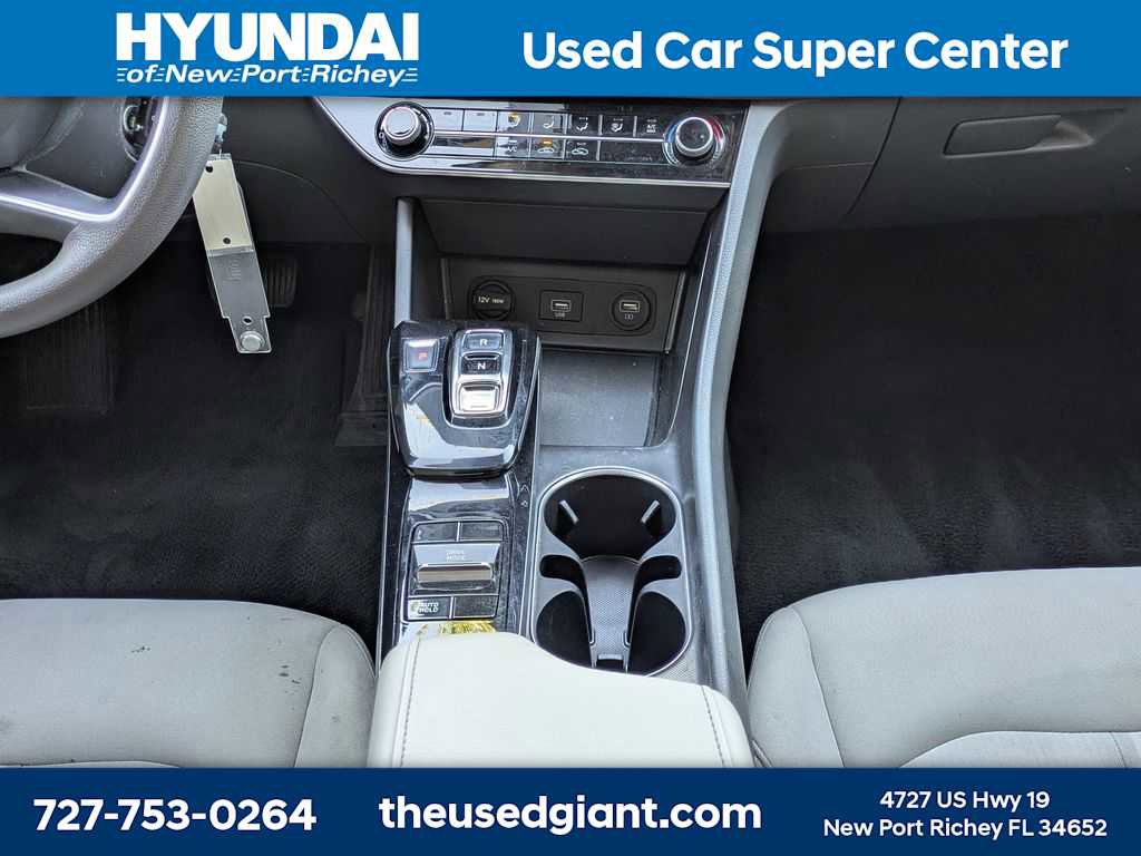Used 2022 Hyundai Sonata SE w/ Cargo Package FWD image 18