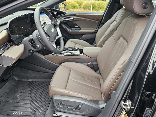 Used 2025 Audi A6 e-tron Premium Plus w/ Premium Plus RWD image 2