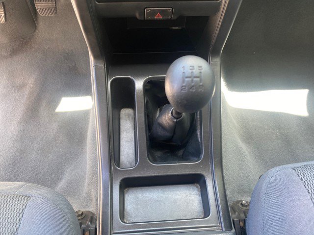 Used 2002 Nissan Frontier XE image 49